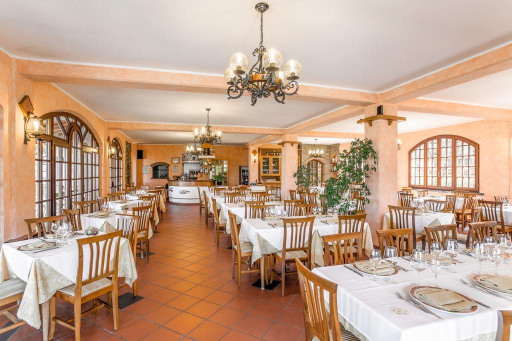 Hotel Il Buongustaio Massa  Buitenkant foto