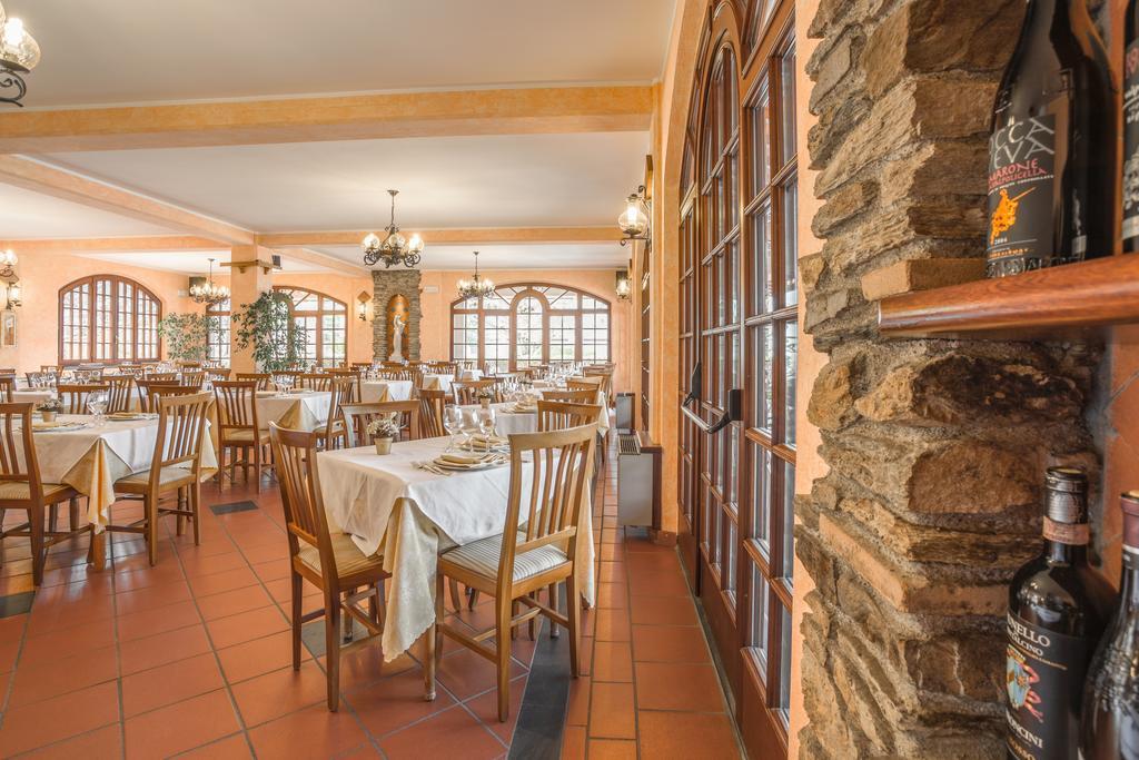 Hotel Il Buongustaio Massa  Buitenkant foto