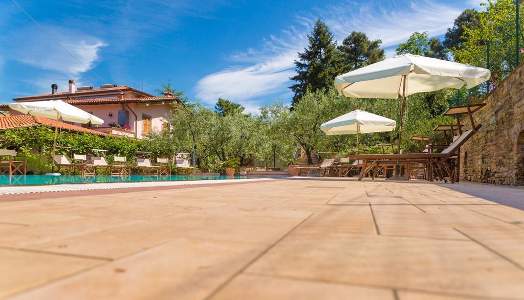 Hotel Il Buongustaio Massa  Buitenkant foto