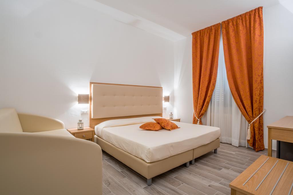 Hotel Il Buongustaio Massa  Kamer foto