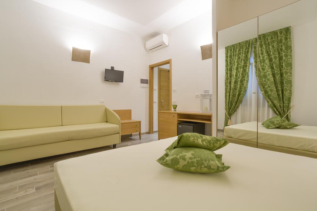Hotel Il Buongustaio Massa  Buitenkant foto
