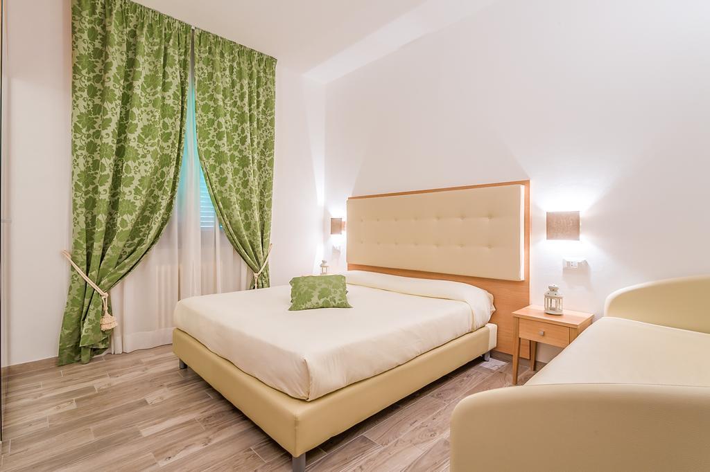 Hotel Il Buongustaio Massa  Buitenkant foto
