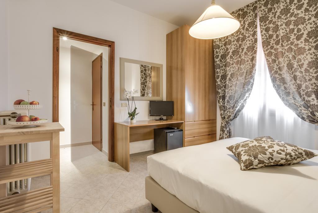 Hotel Il Buongustaio Massa  Buitenkant foto